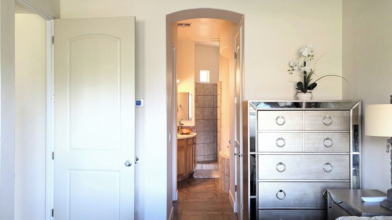 Photo of Bedroom in Gold Canyon
