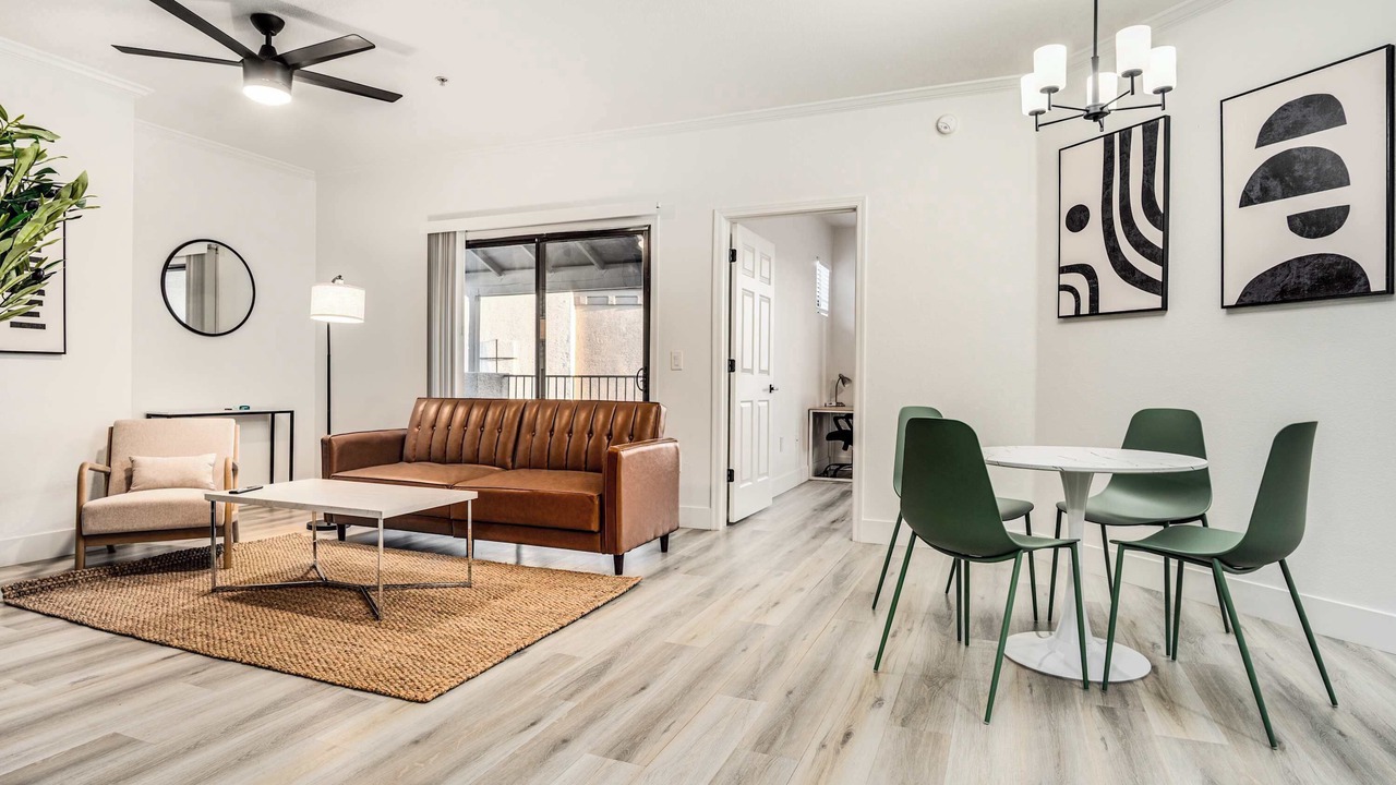 Photo of Livingroom in Glendale Sports and Entertainment District