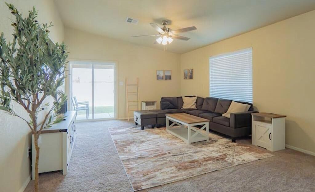 Photo of Livingroom in Yuma