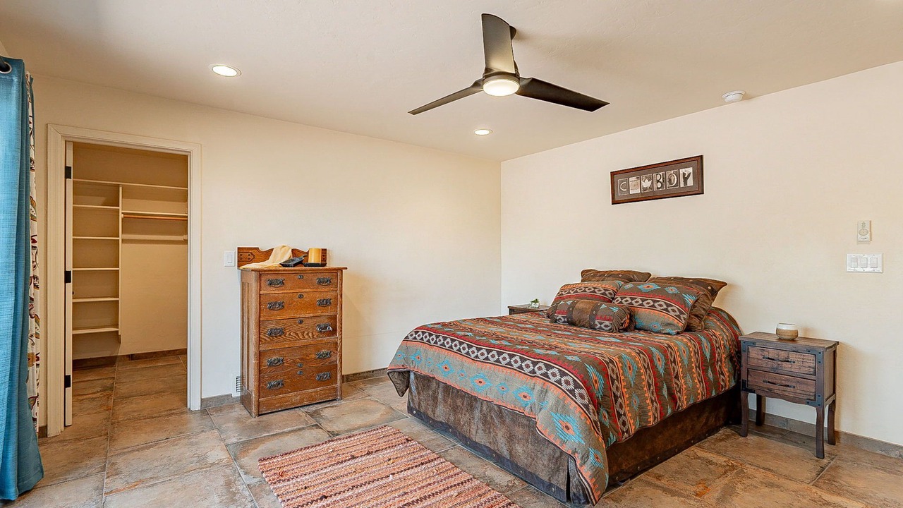 Photo of Bedroom in Bear Canyon