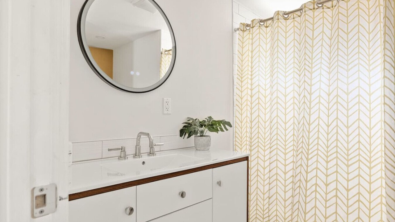 Photo of Bathroom in Indian Cove