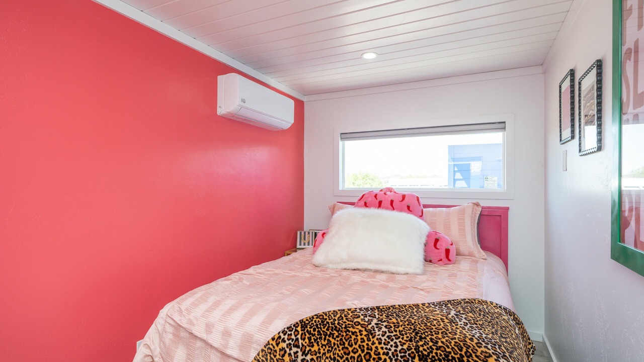 Photo of Bedroom in Parker Strip