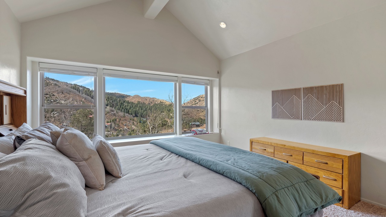 Photo of Bedroom in Summerhaven
