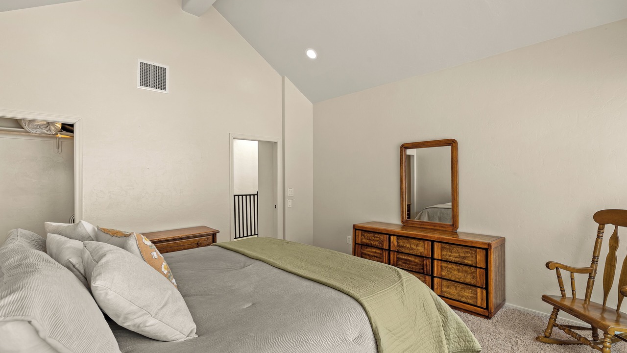 Photo of Bedroom in Summerhaven