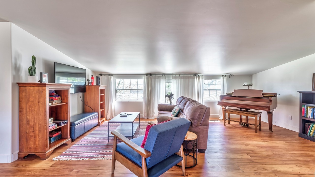 Photo of Livingroom in Cottonwood