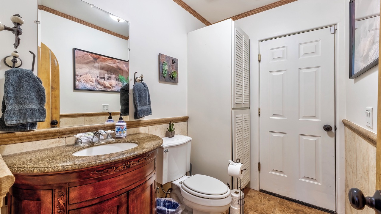 Photo of Bathroom in Cottonwood