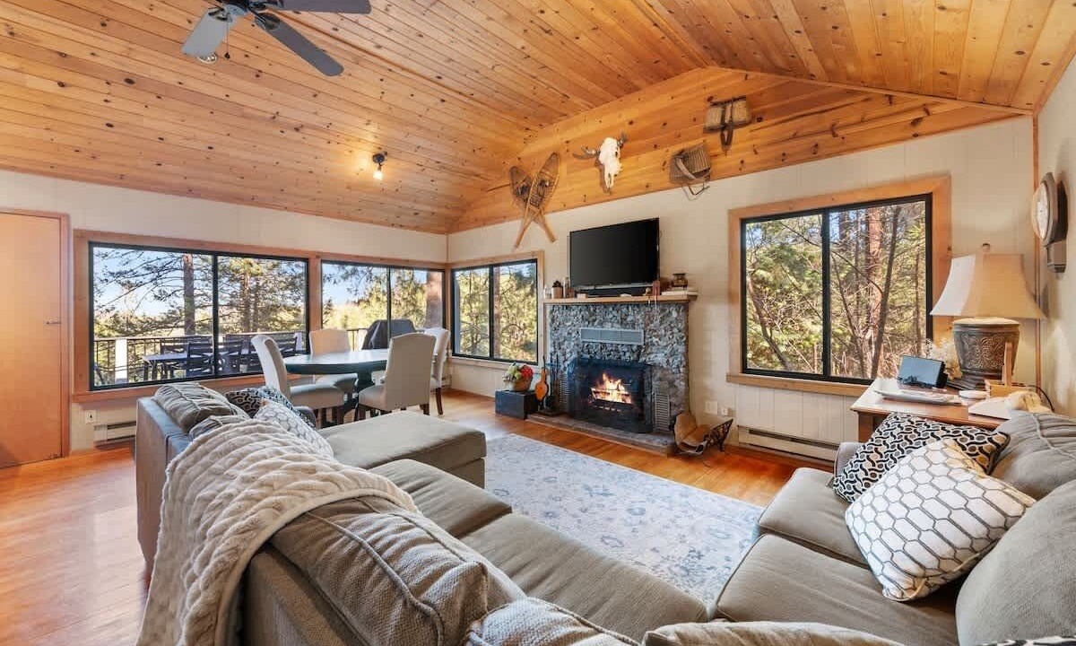 Photo of Livingroom in Prescott