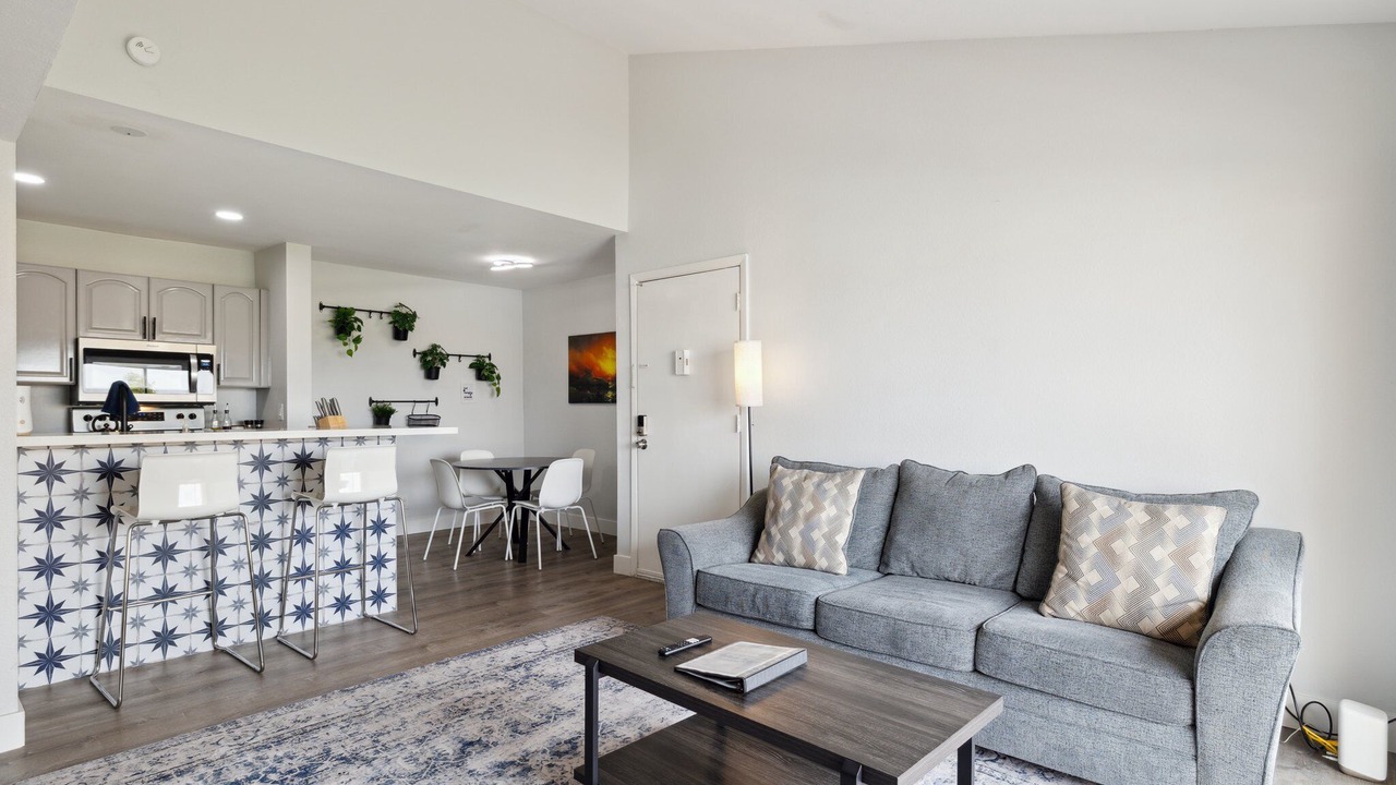 Photo of Livingroom in Trail West