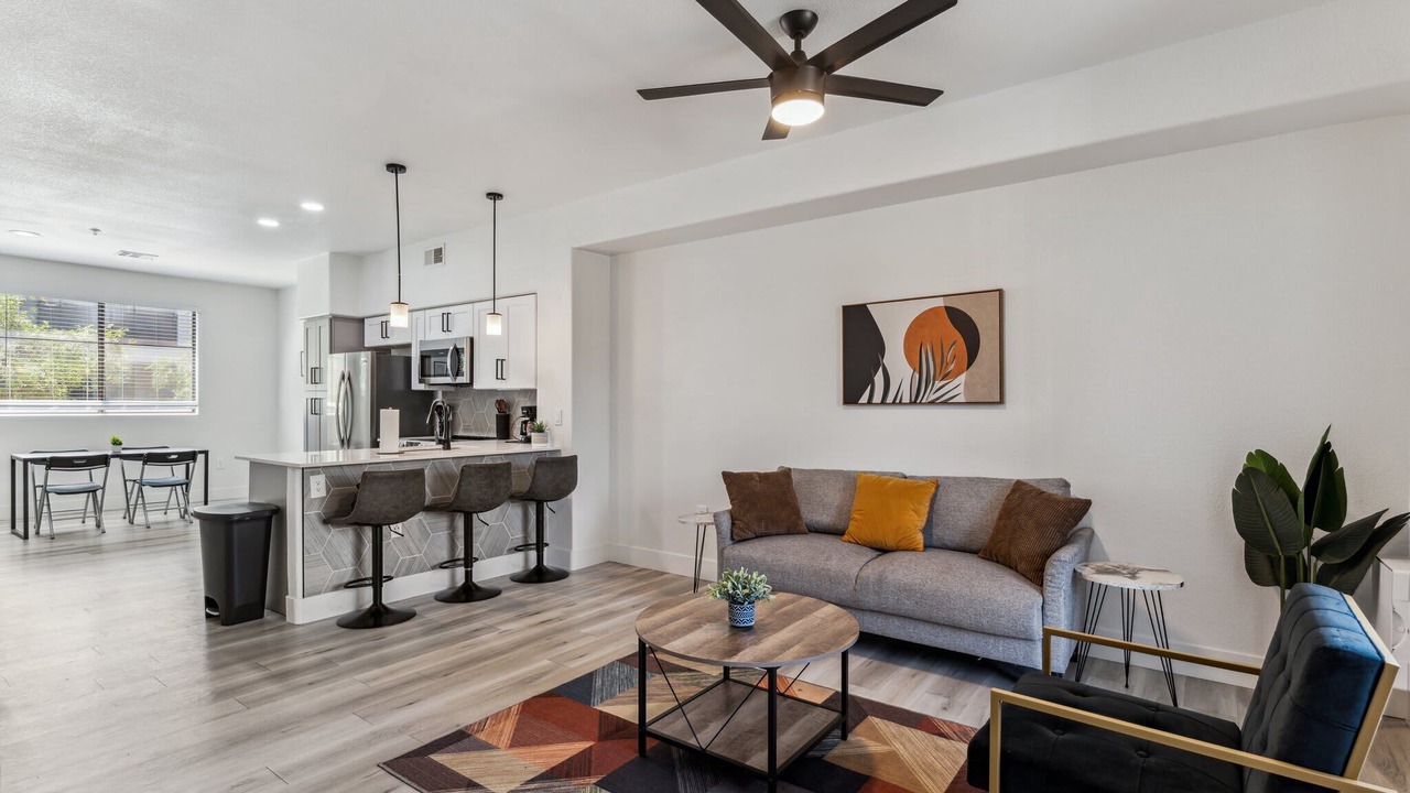 Photo of Livingroom in Glendale Sports and Entertainment District