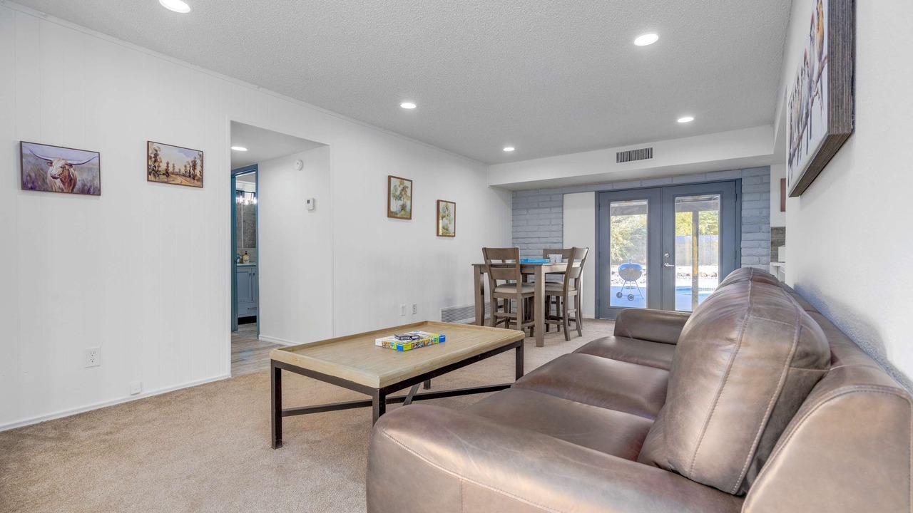 Photo of Livingroom in Shea North Estates