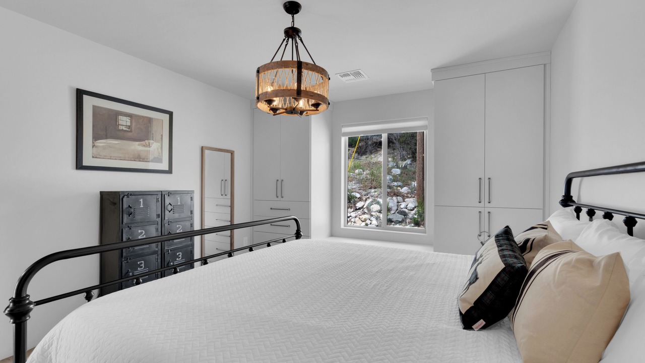 Photo of Bedroom in Summerhaven