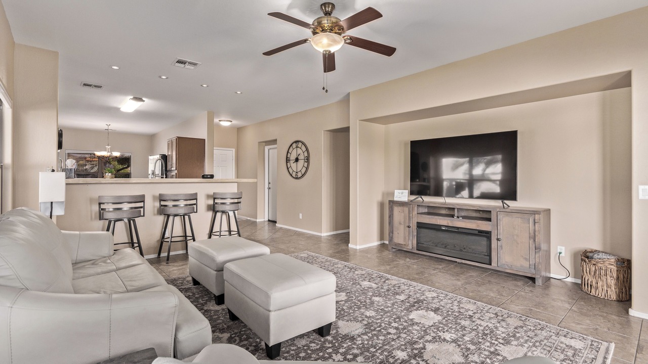 Photo of Livingroom in San Tan Valley