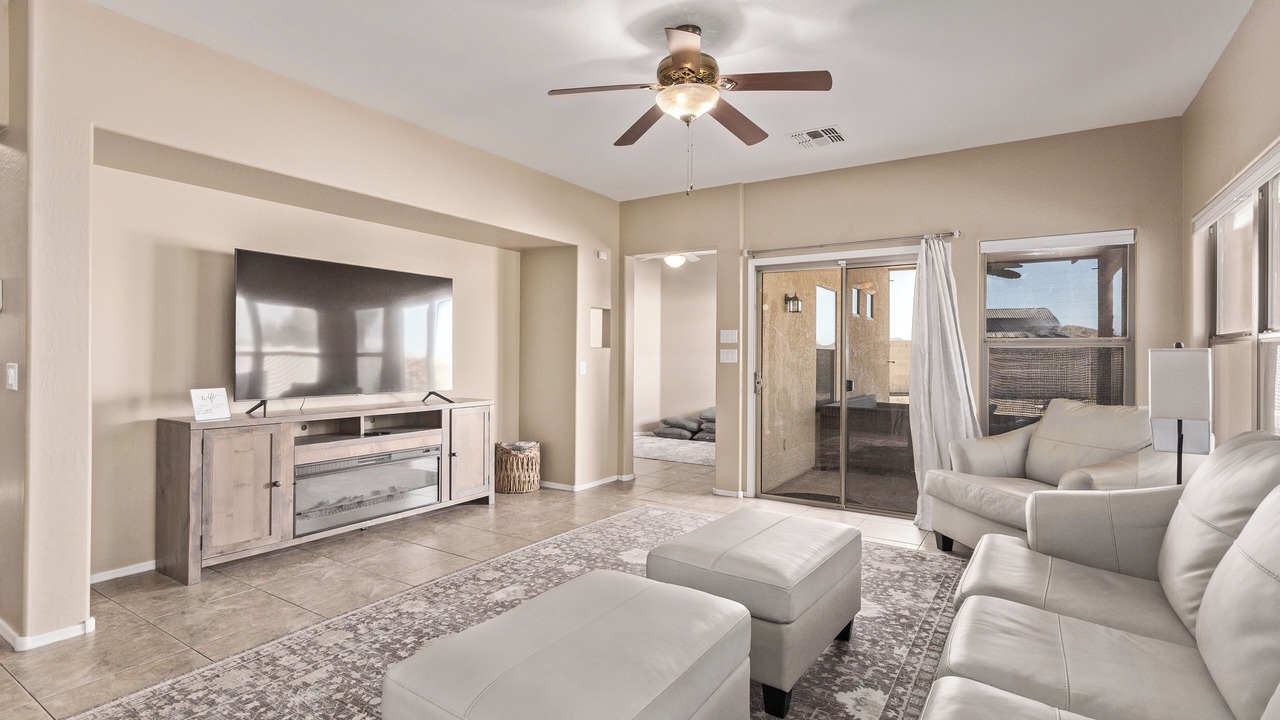 Photo of Livingroom in San Tan Valley