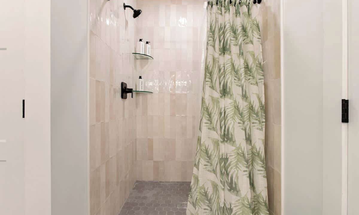 Photo of Bathroom in Encanto