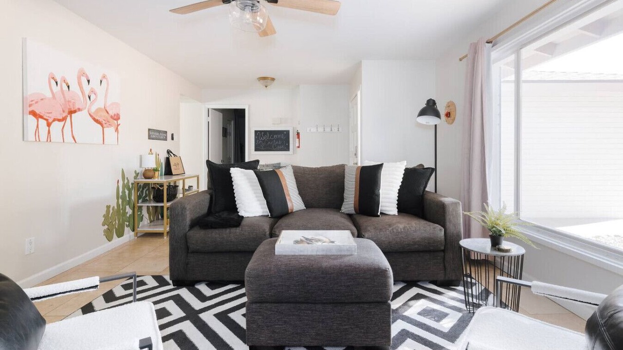Photo of Livingroom in Pointe Scottsdale