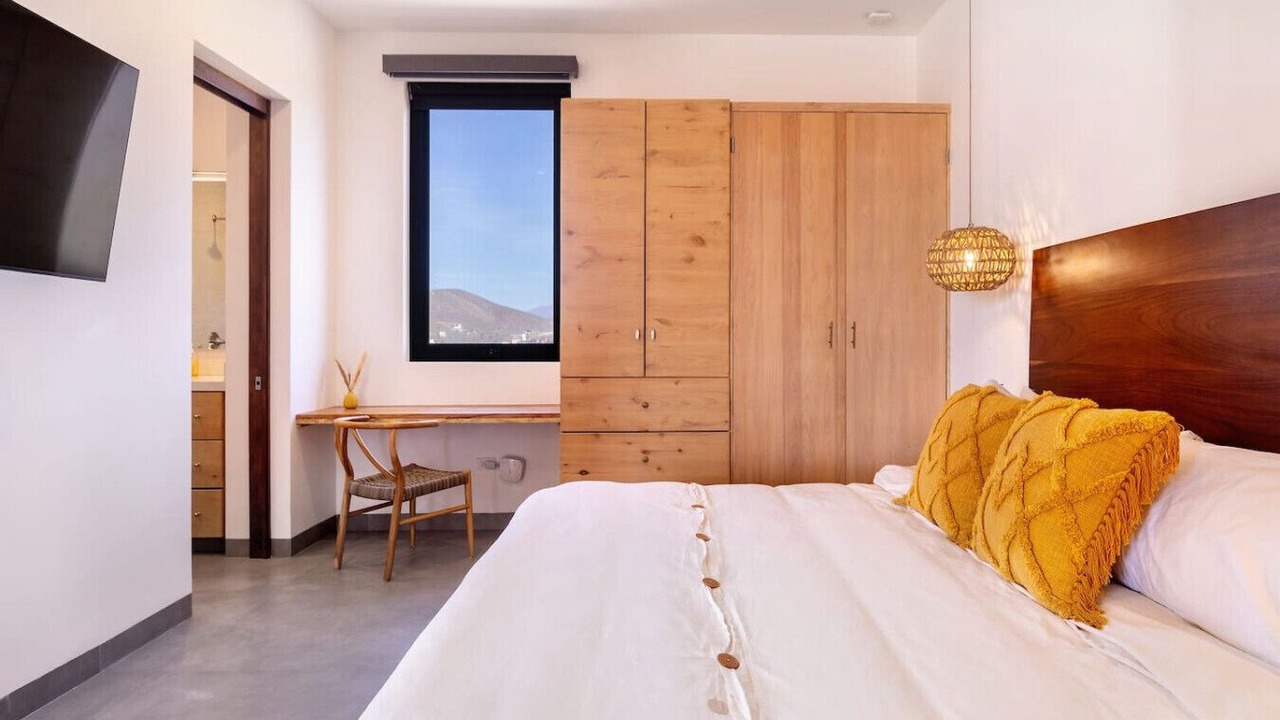 Photo of Bedroom in Cerritos