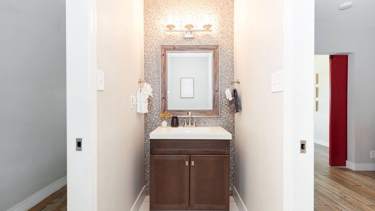 Photo of Bathroom in Village Grove