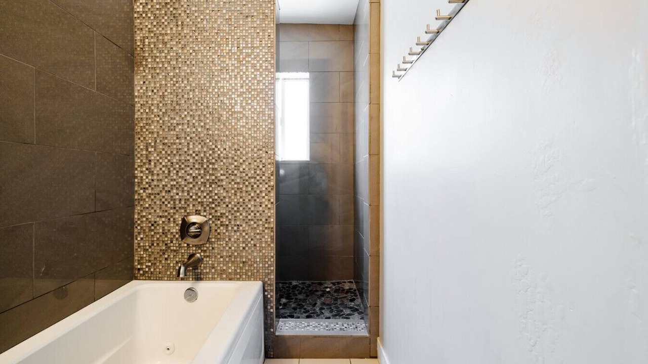 Photo of Bathroom in Village Grove
