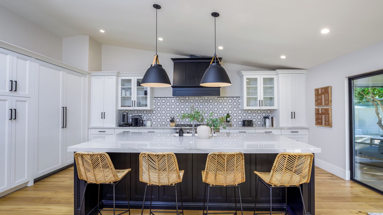 Photo of Kitchen in Sweetwater Street East