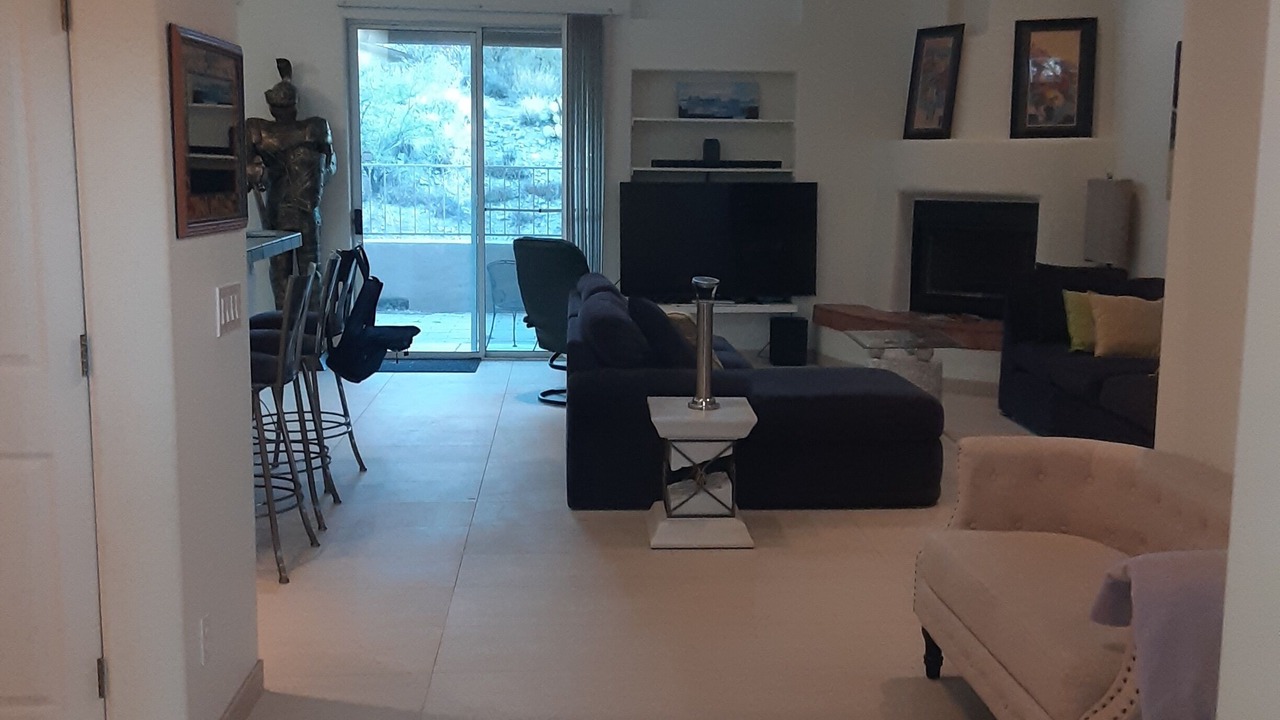 Photo of Livingroom in Starr Pass