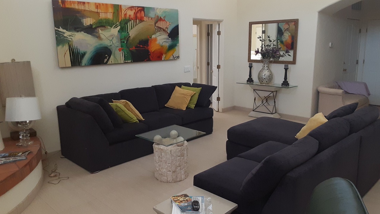 Photo of Livingroom in Starr Pass