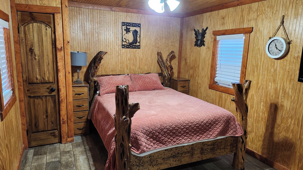 Photo of Bedroom in Show Low