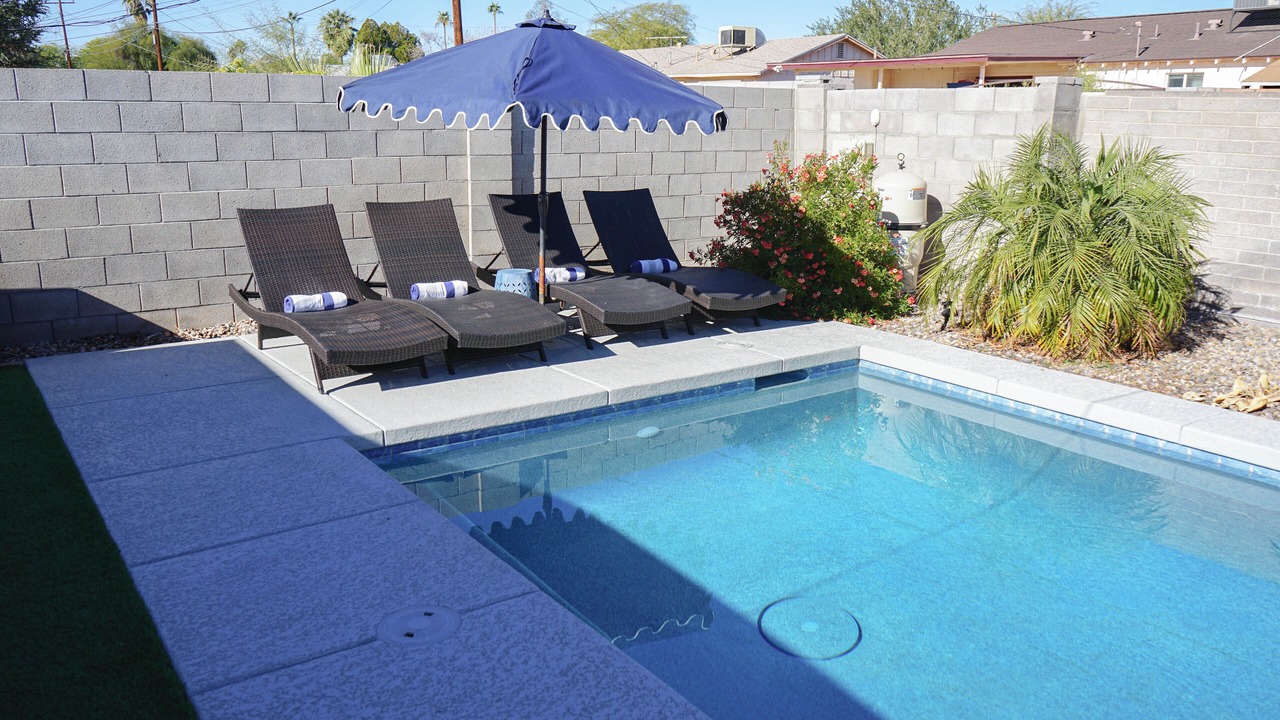 Photo of Outdoor in New Papago Parkway