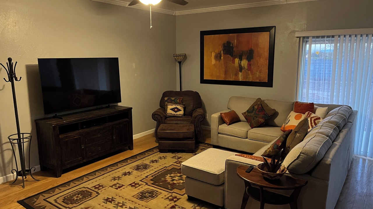 Photo of Livingroom in Eleven Mile Corner