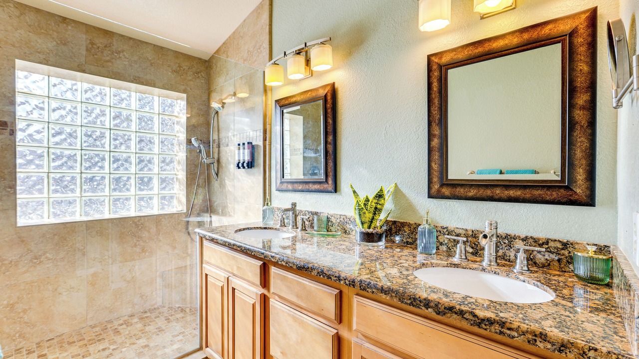 Photo of Bathroom in Deer Valley Estates