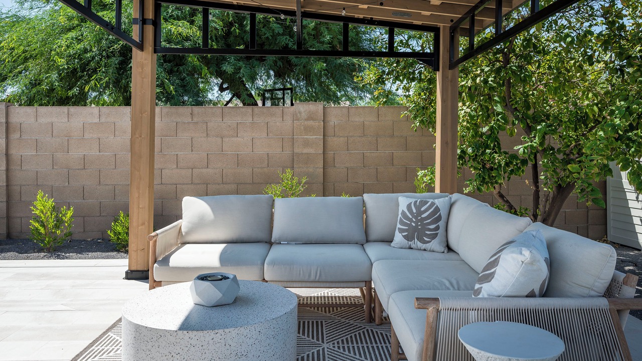 Photo of Patio Balcony in Scottsdale Country Acres