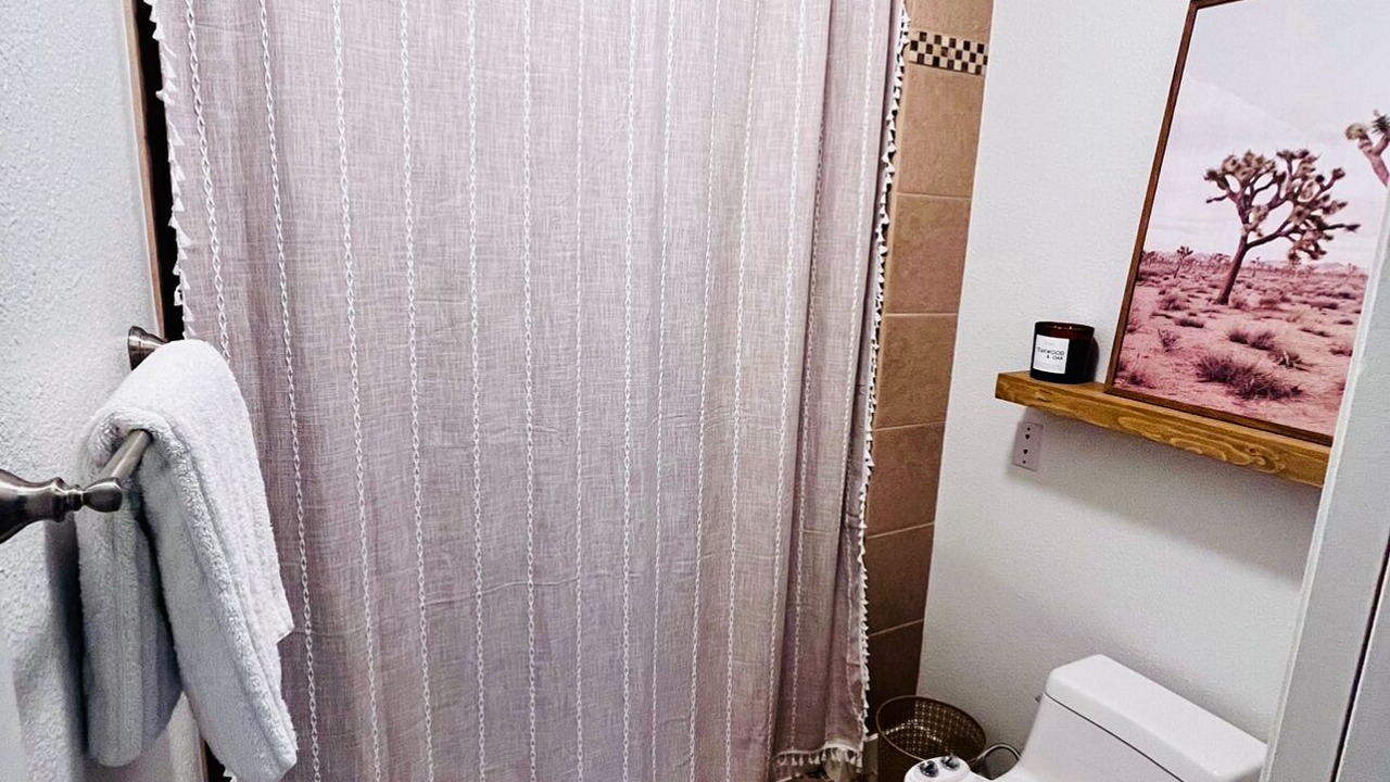 Photo of Bathroom in Desert Paradise Estates