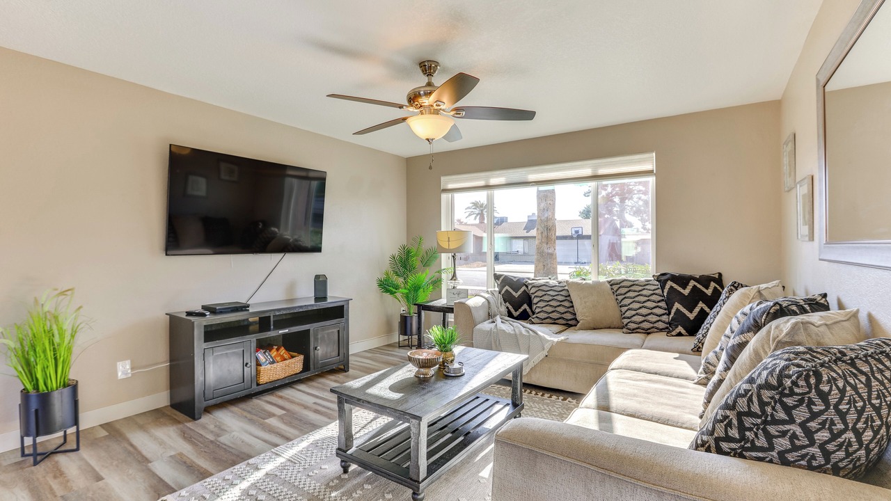 Photo of Livingroom in Peoria Ave Citizen's Group