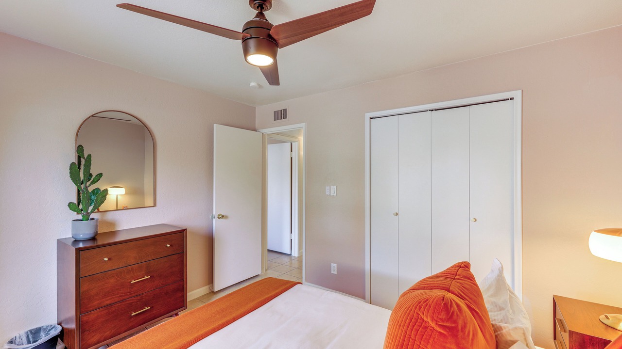 Photo of Bedroom in Raskin Estates