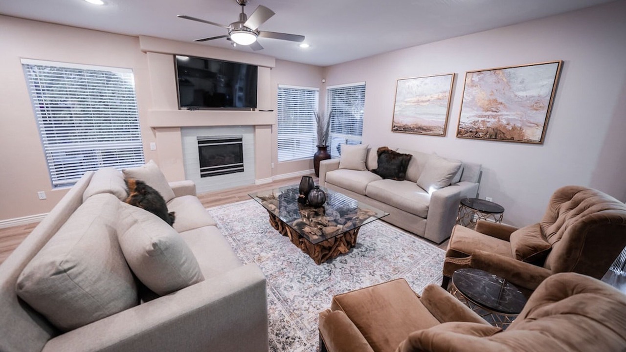 Photo of Livingroom in Arabian Crest