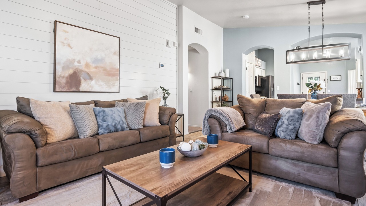 Photo of Livingroom in Quail Crossing