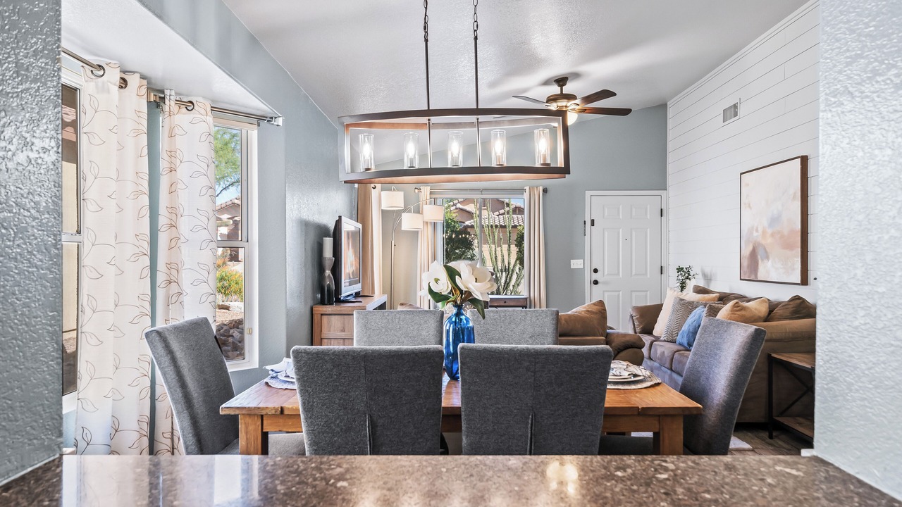 Photo of Livingroom in Quail Crossing