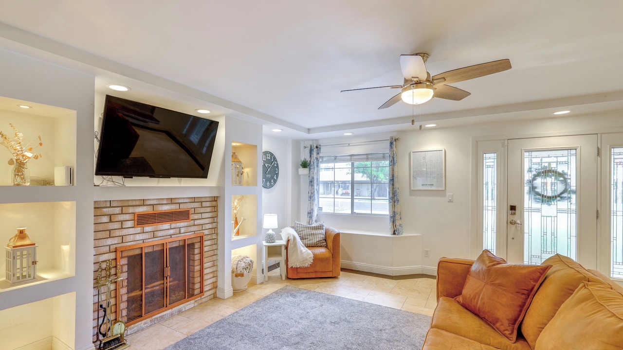 Photo of Livingroom in Alhambra