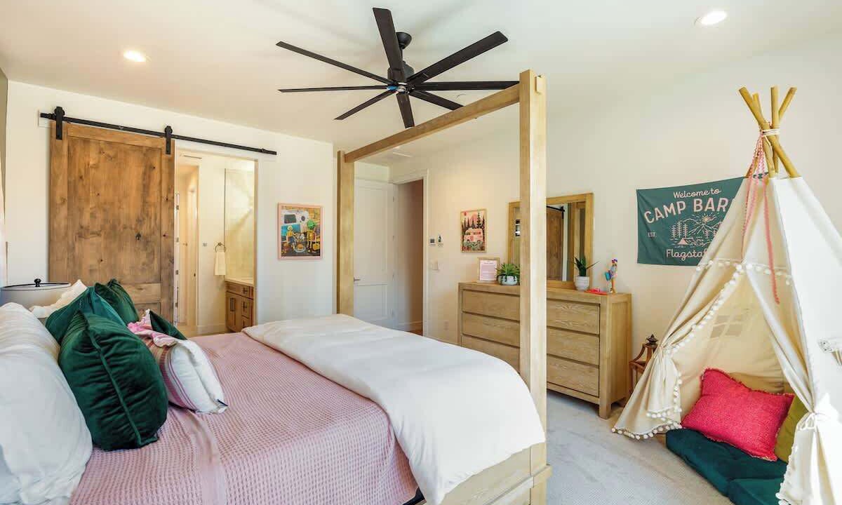 Photo of Bedroom in Flagstaff