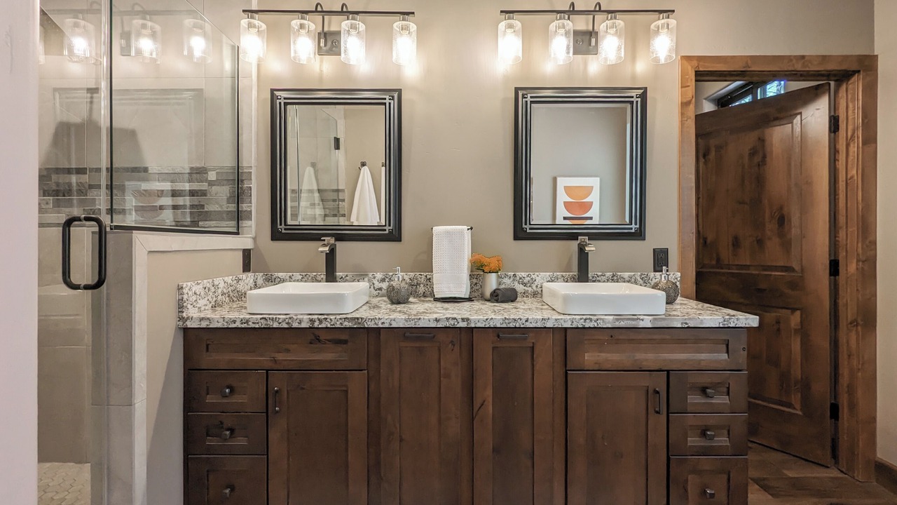 Photo of Bathroom in Pinetop