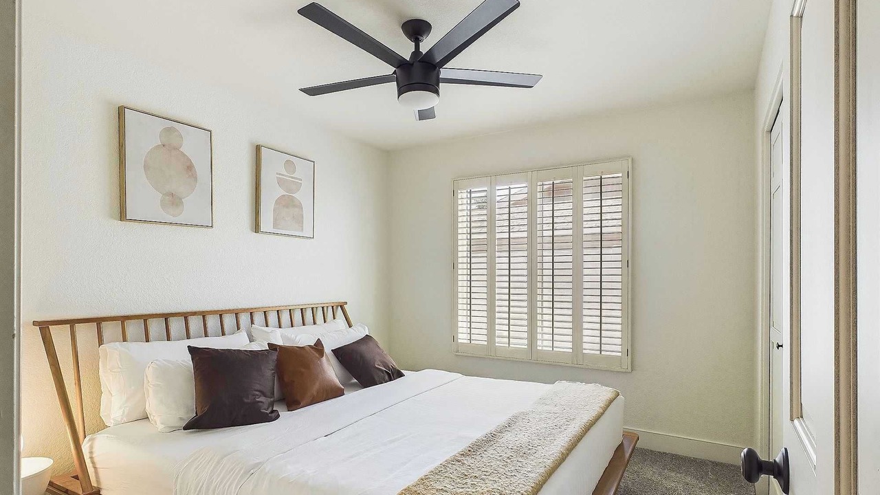Photo of Bedroom in La Paz At Desert Springs
