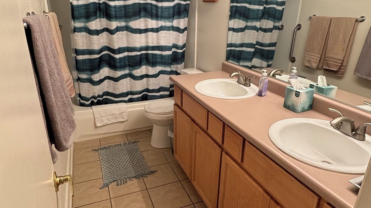 Photo of Bathroom in Lake Havasu City