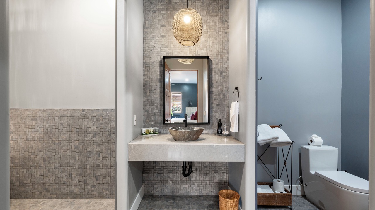 Photo of Bathroom in Central Scottsdale