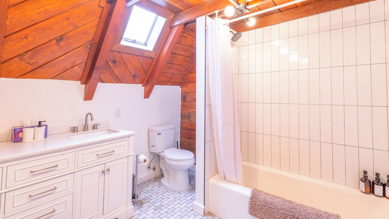 Photo of Bathroom in Lake Montezuma