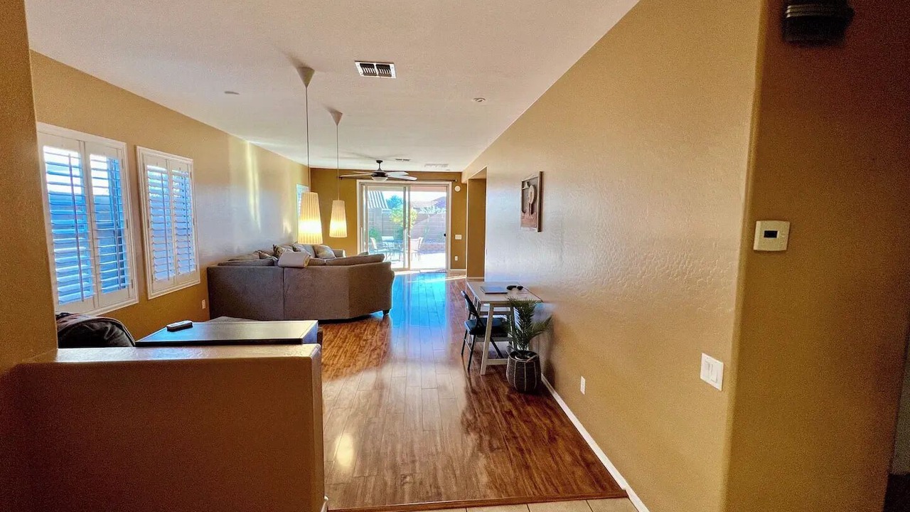 Photo of Livingroom in Gold Canyon