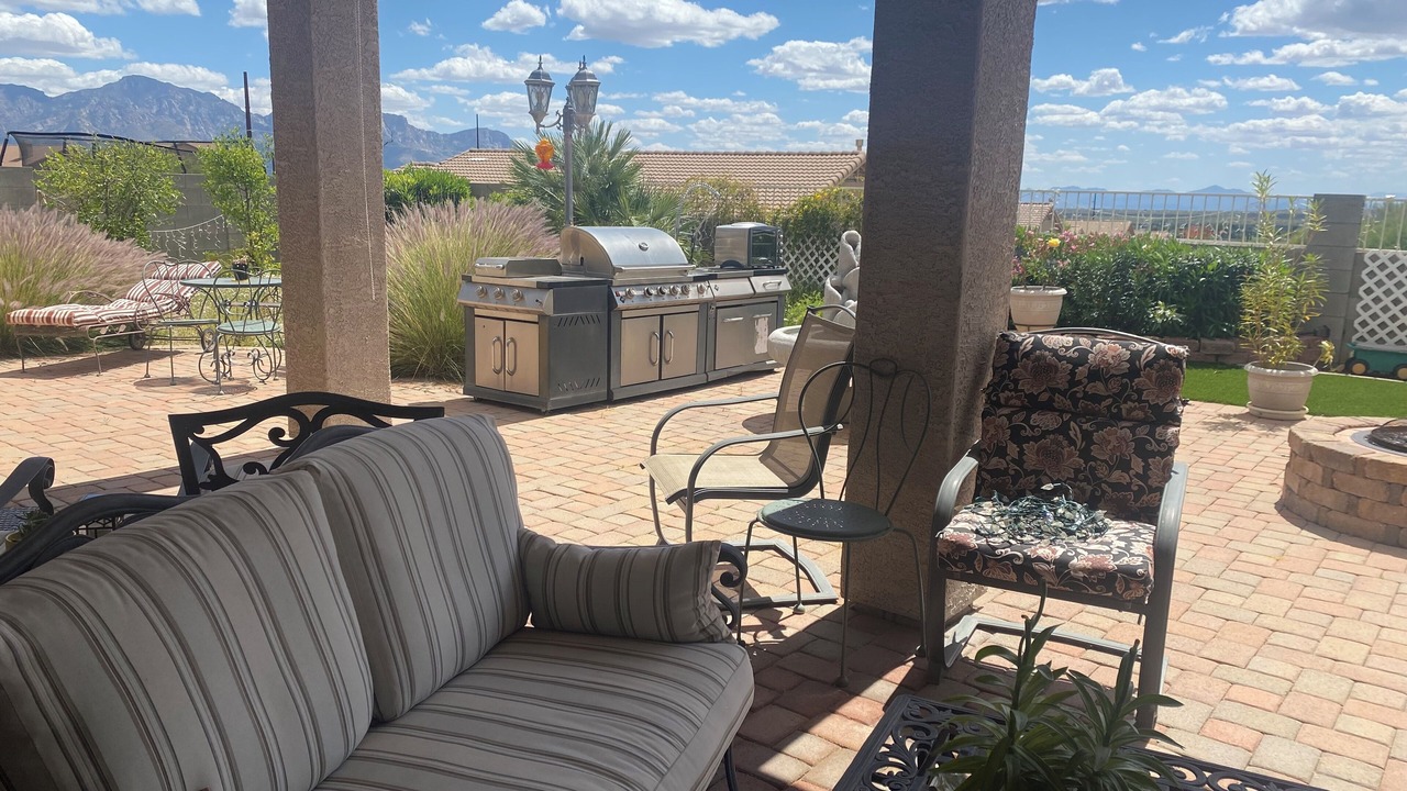 Photo of Patio Balcony in Saddlebrooke