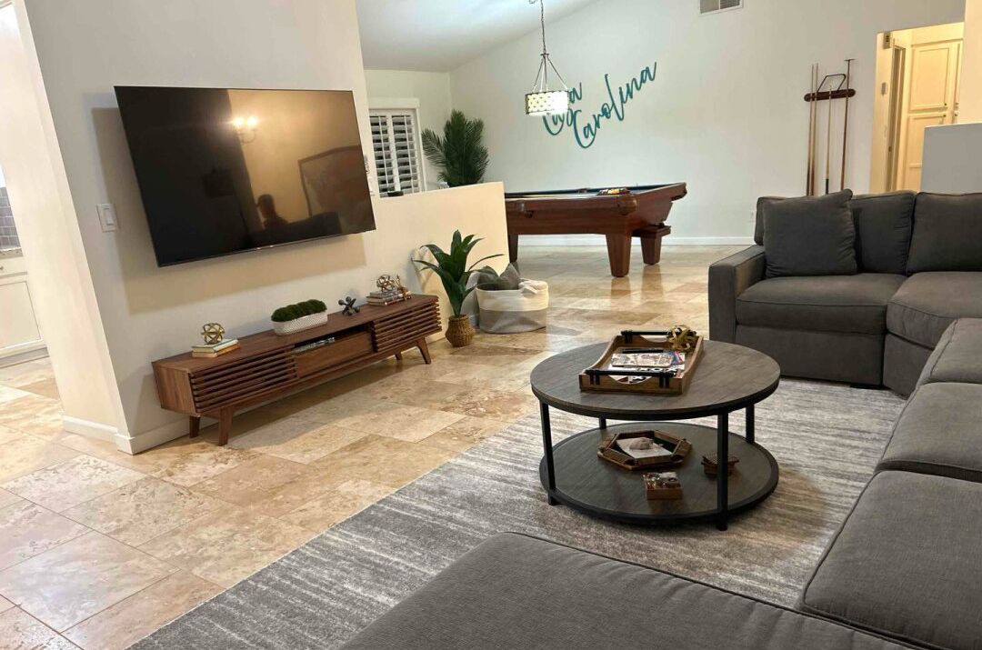 Photo of Livingroom in Paradise Valley Village