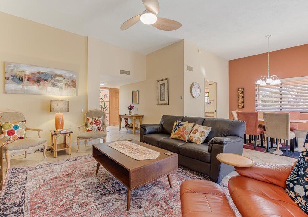 Photo of Livingroom in Villages of Green Valley