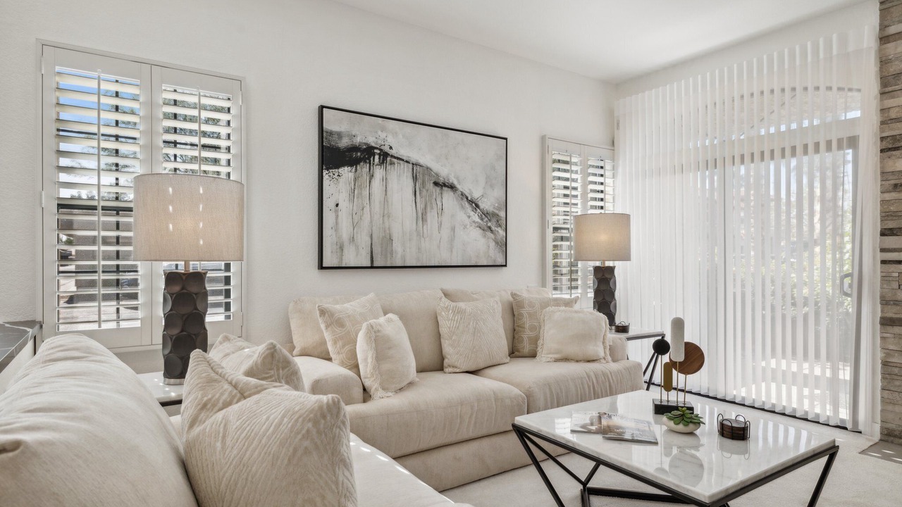 Photo of Livingroom in Scottsdale Ranch