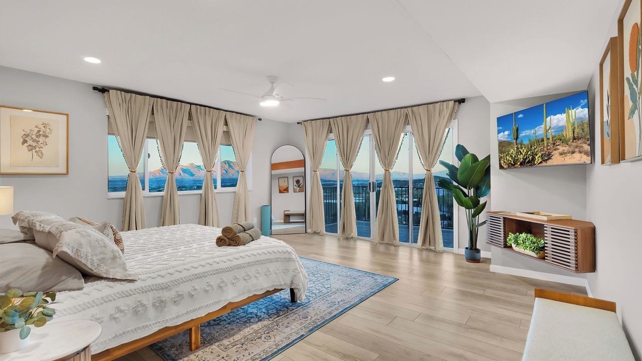 Photo of Bedroom in Mountain Gardens Estates