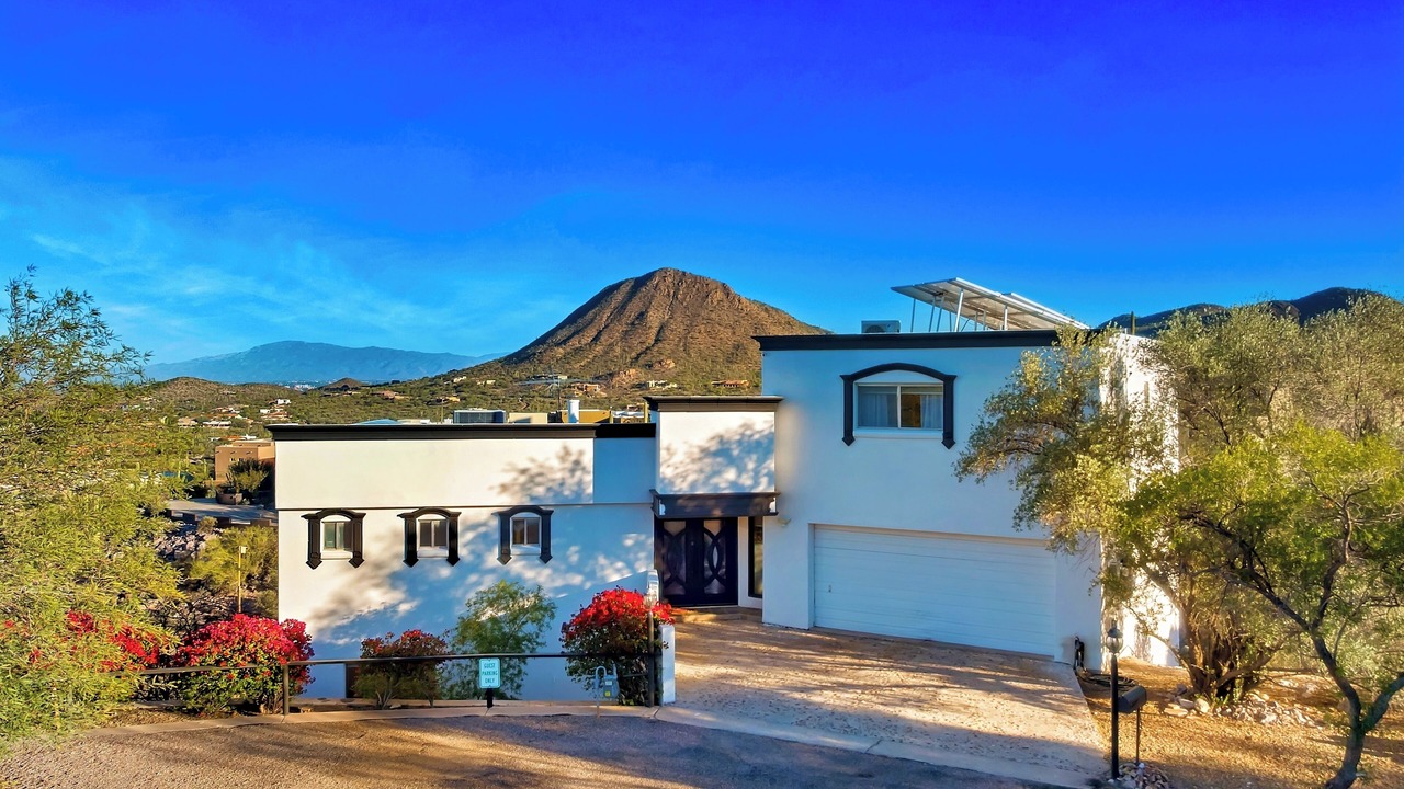 Photo of Outdoor in Mountain Gardens Estates